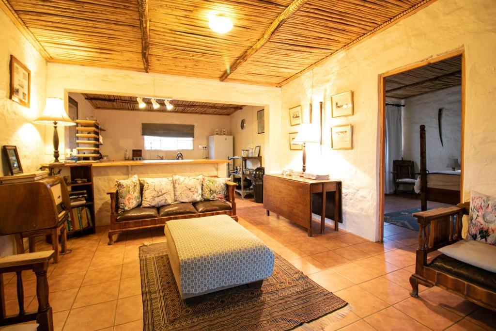 Ironstone Cottage Graaff-Reinet Екстериор снимка